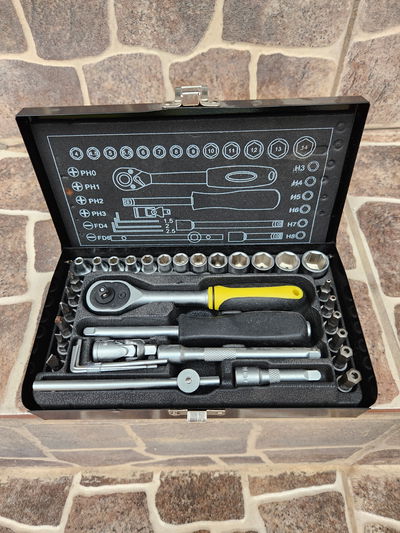  SET JUEGO DE TUBOS 34 PIEZAS 1/4" CAJA METALICA JU3314 BAROVO