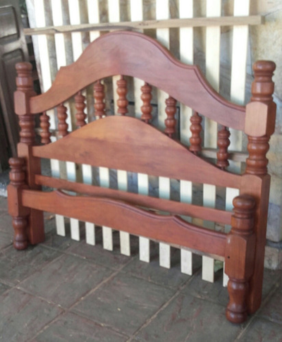 CAMA DE ALGARROBO ESPAÑOLA 1,40