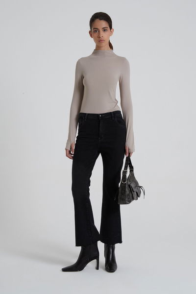 Flare Crope Alcione N Negro