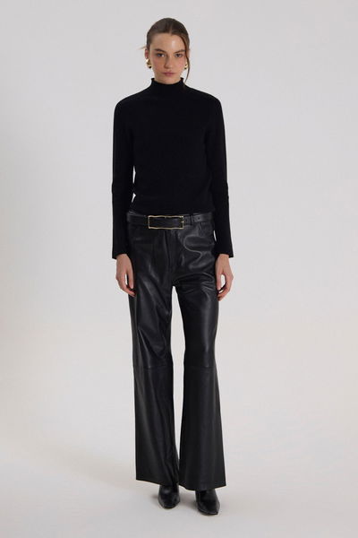 Sweater Andura Negro