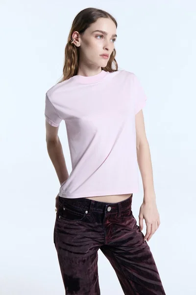 Remera Baby Tee Rosa