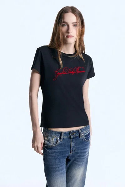 Remera Cursiva Negro