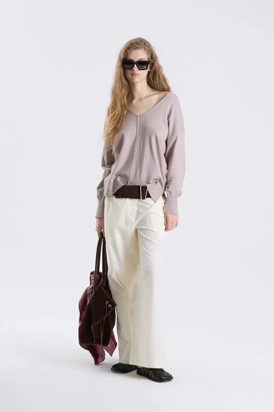 Sweater V Ageni Beige