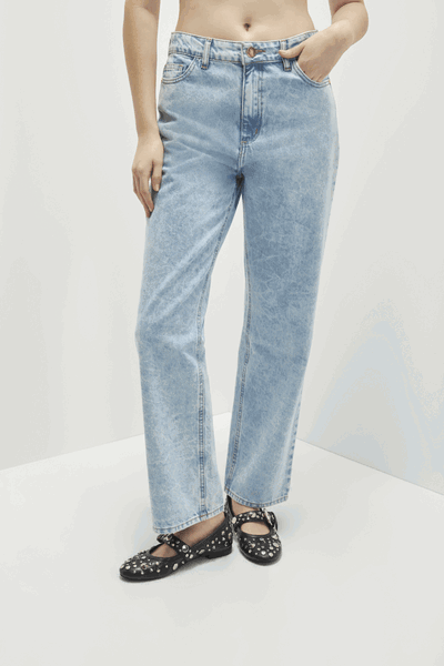 Jean Lina