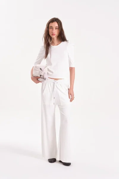 Remera Anya Off White