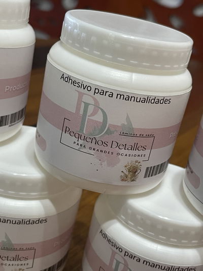 Adhesivo tac para manualidades 