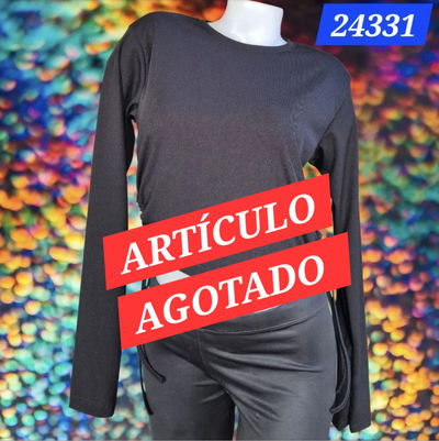 Remera Corta Cuello Redondo Aberturas Laterales 