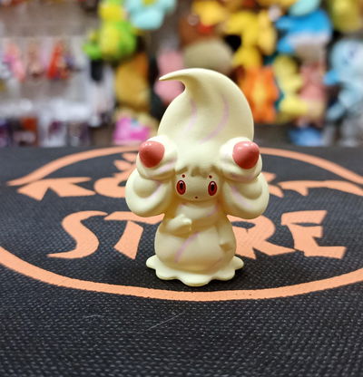 Alcremie 4cm aprox Figura Gashapon Pokemon