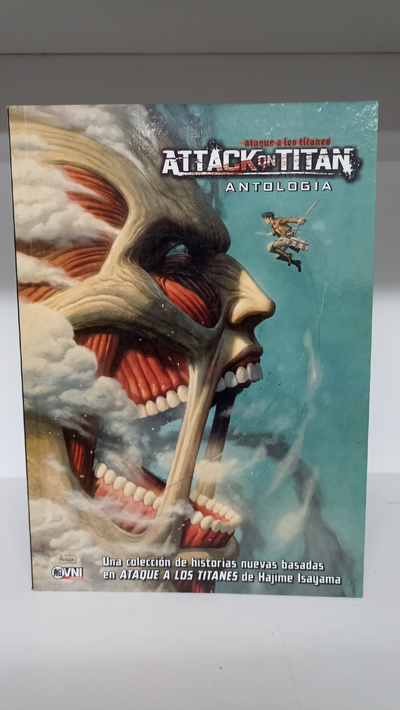 ATTACK ON TITAN ANTOLOGIA a Color