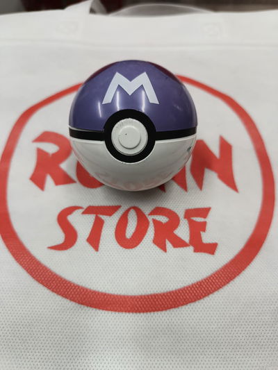 Pokeball (MasterBall) + mini pokemon Random 