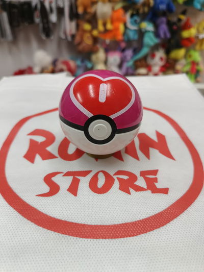 Pokeball (LoveBall) + mini pokemon Random