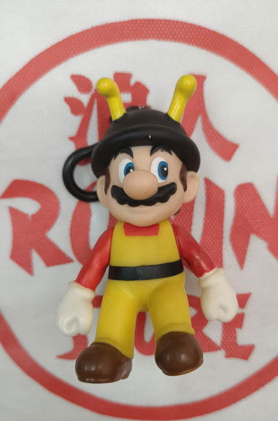 Mario abeja Figura  Mario