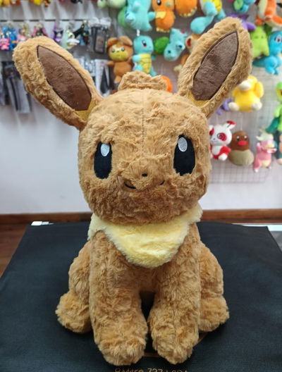 Eevee Peluche XXL Pokémon