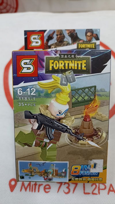 Fortnite Figura Simil Lego 02