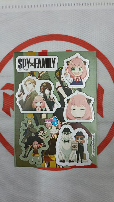 Anya Spy x Family Plancha de Stickers troqueladas - Resistente al Agua - Ideal Termos