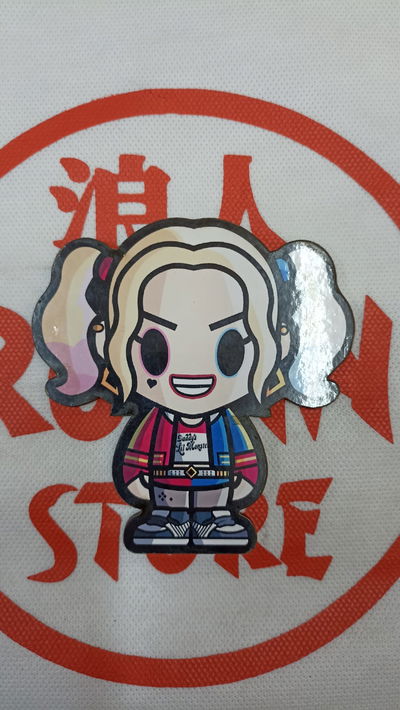 Imán plano Harley Quinn DC 11x7cm  