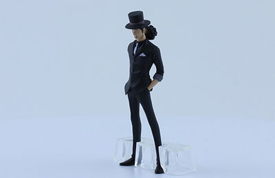 Rob Lucci Figura One Piece en Blister Abierto Colección Salvat