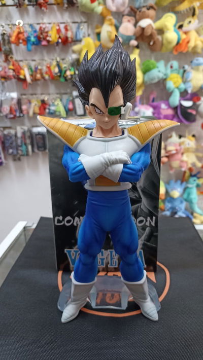 Vegeta 29cm Figura Dragon Ball con caja