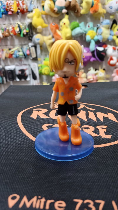 Sanji Egghead Gashapon 9cm Figura One Piece