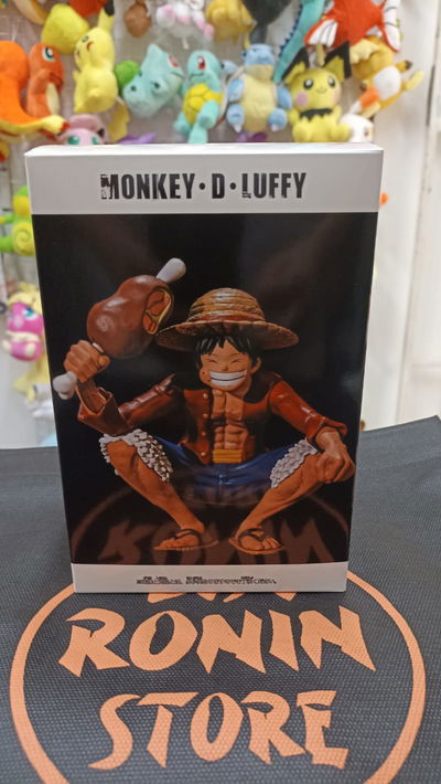 Luffy Eating Figura One Piece con caja 