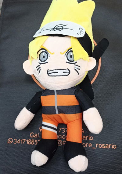 Naruto Peluche Mediano Naruto 04