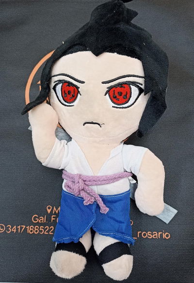 Sasuke Peluche Mediano Naruto 01