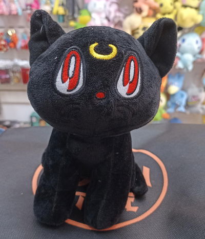 Luna Peluche Sailor Moon (Negro)