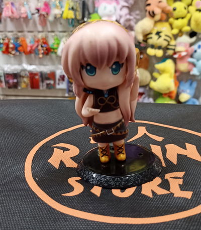 Luka Gashapon 10cm Figura Vocaloid 04