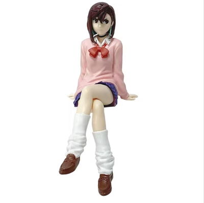 Momo Ayase sentada Figura Dan da Dan 15cm sin caja - DandaDan 
