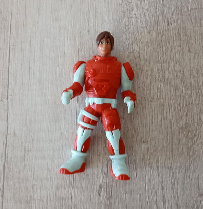 Astronauta Rojo Kinder Gigante Juguetes Promocionales Coleccionables Retro 0351
