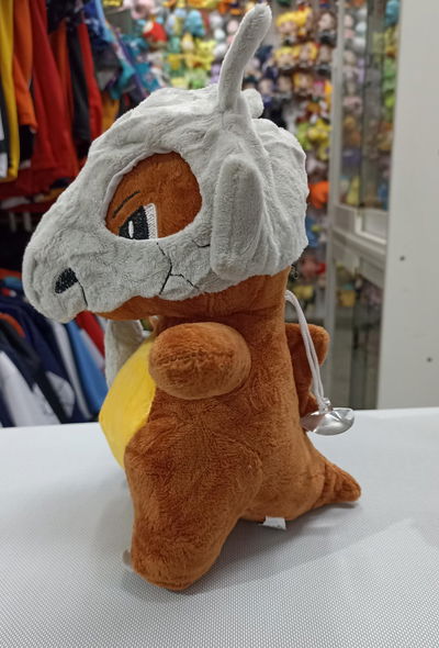 Cubone Peluche Pokémon mediano