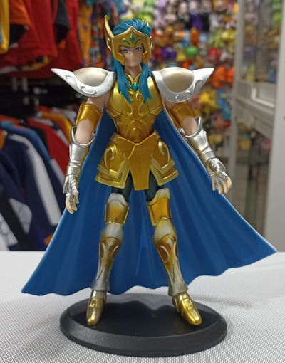Kamus de Acuario Figura Los caballeros del Zodiaco - Saint Seiya con caja