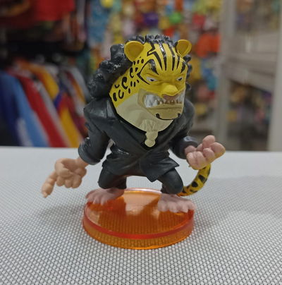 Rob Lucci Bestia Gashapon Figura One Piece