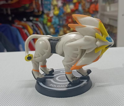 Charizard base pokeball 8m aprox Figura Gashapon Pokemon