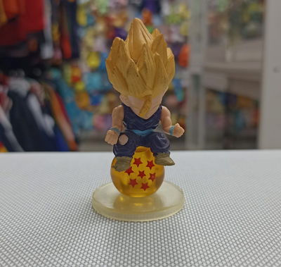 Gohan kid ssj Gashapon 6cm Figura Dragon Ball Sobre Esfera