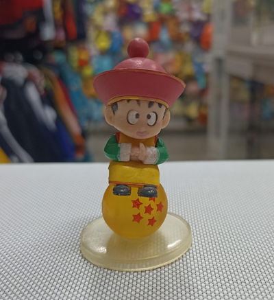 Gohan kid 01 Gashapon 6cm Figura Dragon Ball Sobre Esfera