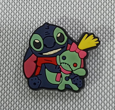 Stitch 01 Pines de Crocs