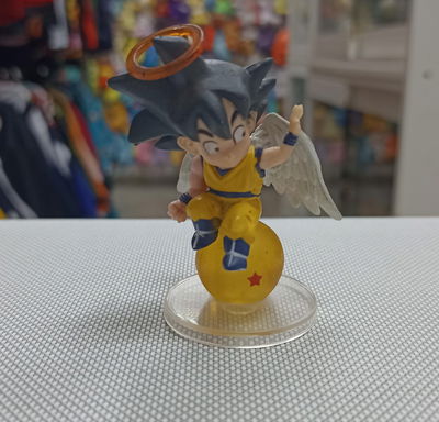 Goku 04 Gashapon 6cm Figura Dragon Ball Sobre Esfera
