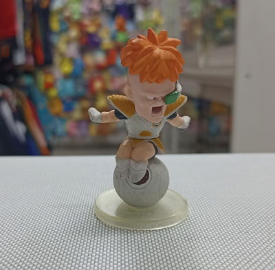 Recoome Fuerzas Ginyu Gashapon 6cm Figura Dragon Ball Sobre Nave Esfera