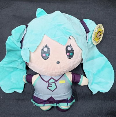 Hatsune Miku 04 Peluche Mediano Vocaloid