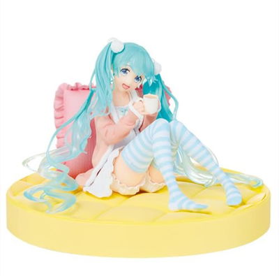 Hatsune Miku 02 Figura Vocaloid 20cm aprox Sin Caja