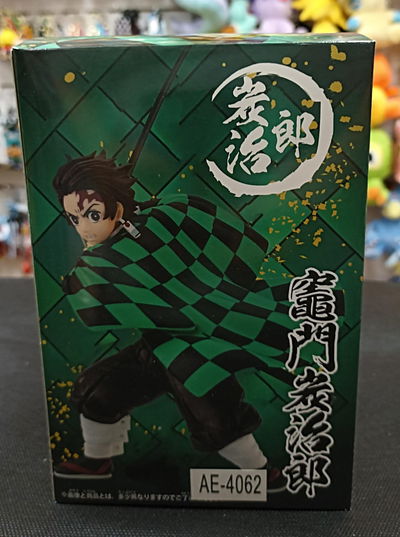 Tanjiro Kamado combate 15cm Figura Kimetsu no Yaiba - Demon Slayer - con caja
