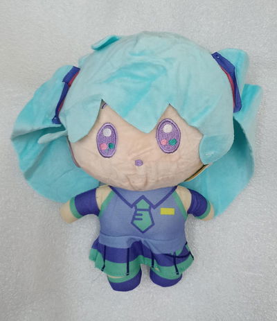 Hatsune Miku 05 Peluche Mediano Vocaloid
