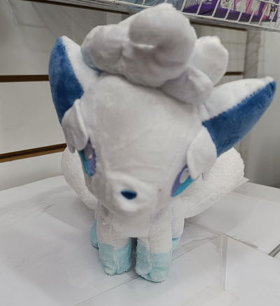 Vulpix de Alola Hielo Peluche Pokémon mediano