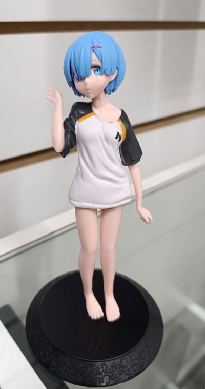 Rem Figura Re Zero sin caja 07