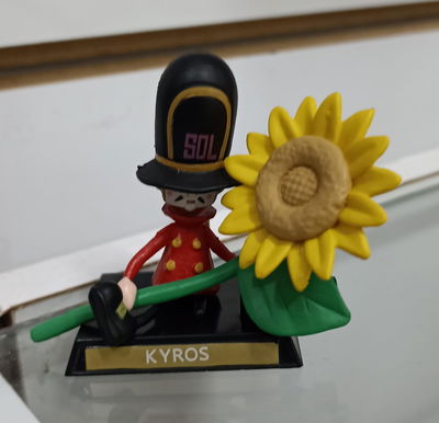 Kyros reliquias gashapones 3-5cm Figura One Piece sin caja
