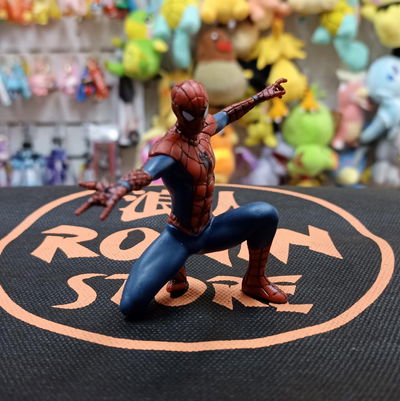 Spiderman Gashapon Figura 12cm Marvel