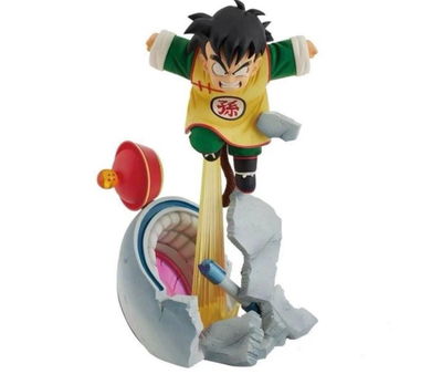 Gohan saliendo de la nave 30cm aprox Figura Dragon Ball con caja 