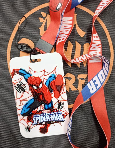 Spiderman 03 Porta Sube Marvel - Porta Tarjeta con relieve y correa