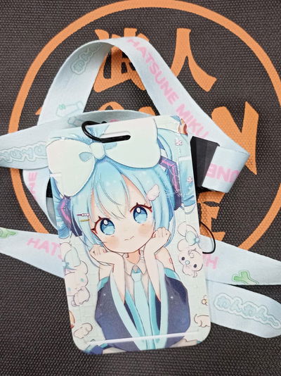 Miku 04 Porta Sube Vocaloid - Porta Tarjeta con relieve y correa